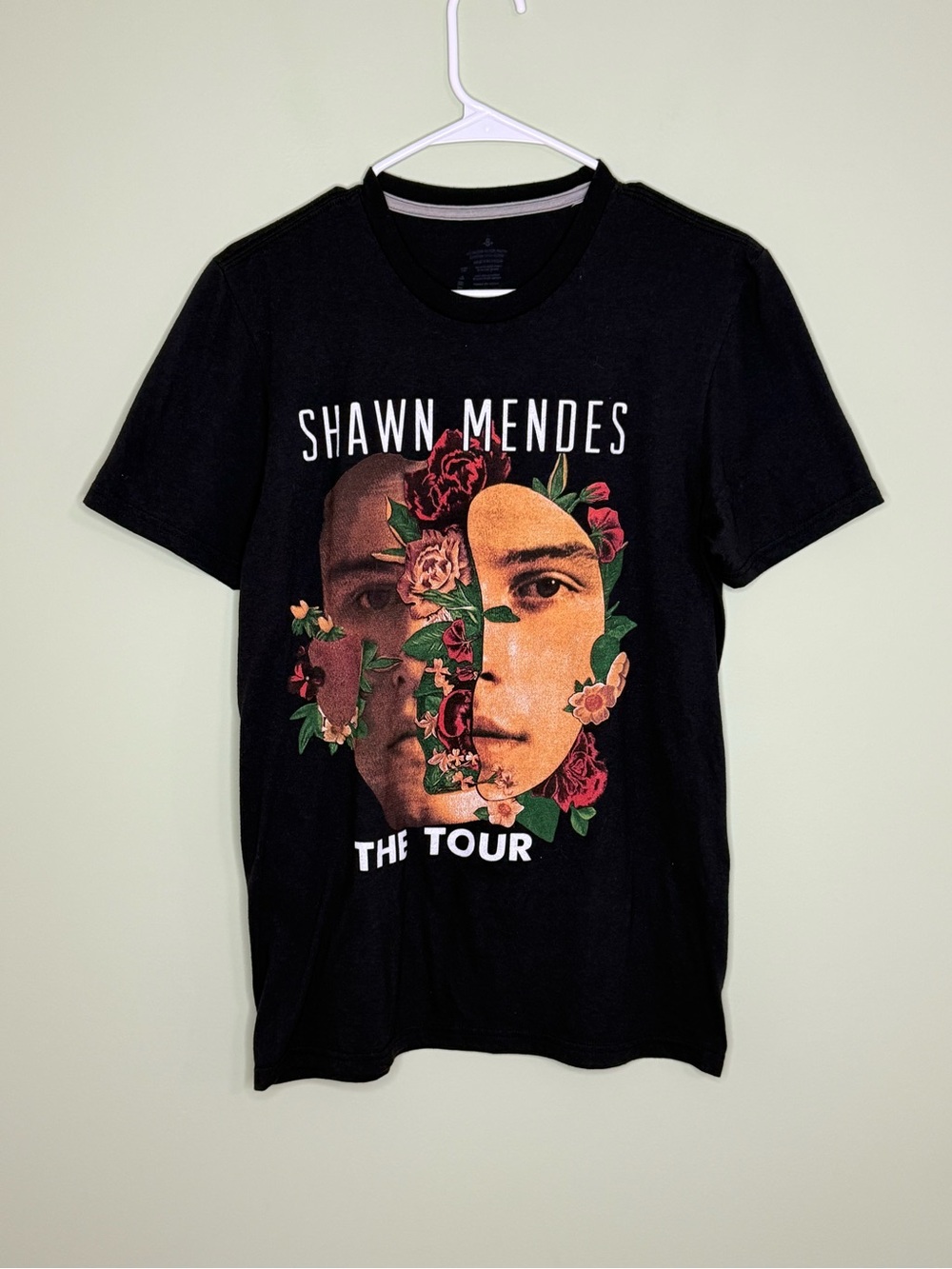 Official Shawn Mendez the tour 2019 concert t shirt black graphic band unisex S